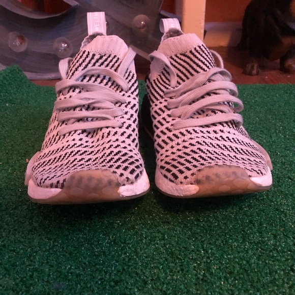 NMD R1 STLT - Picture 2 of 5
